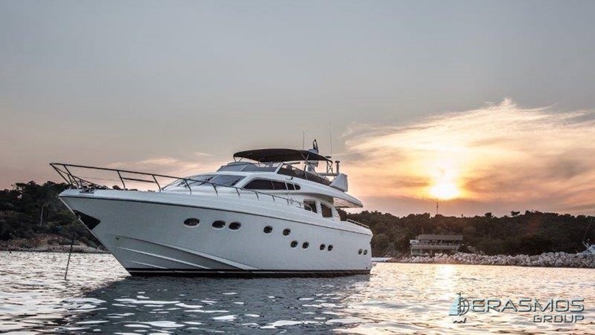 Longtail boats at Phi Phi